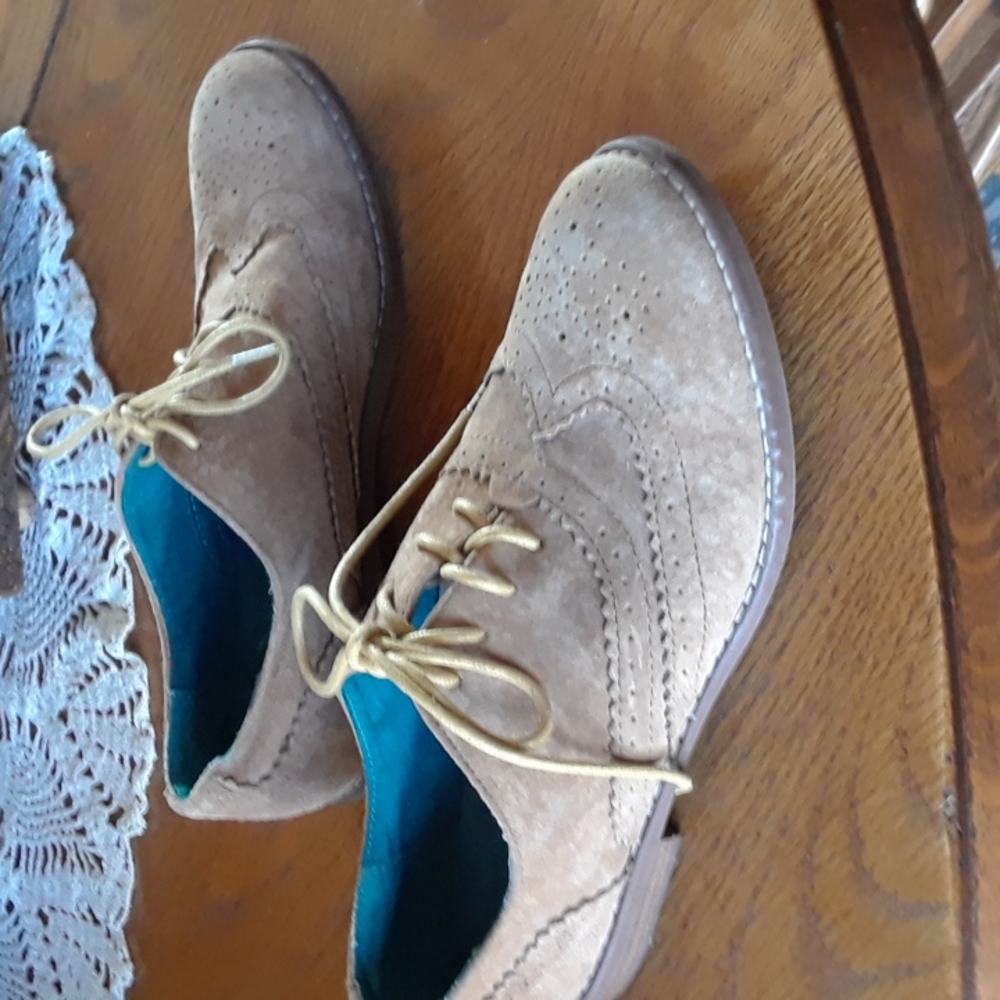 Suede shoes - Picture 2 of 6
